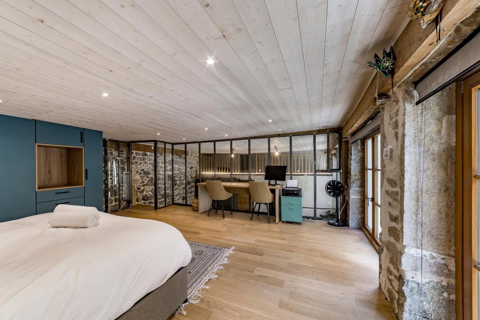 Le Duplex Des Pentes Ail Apartment Lyon Bagian luar foto