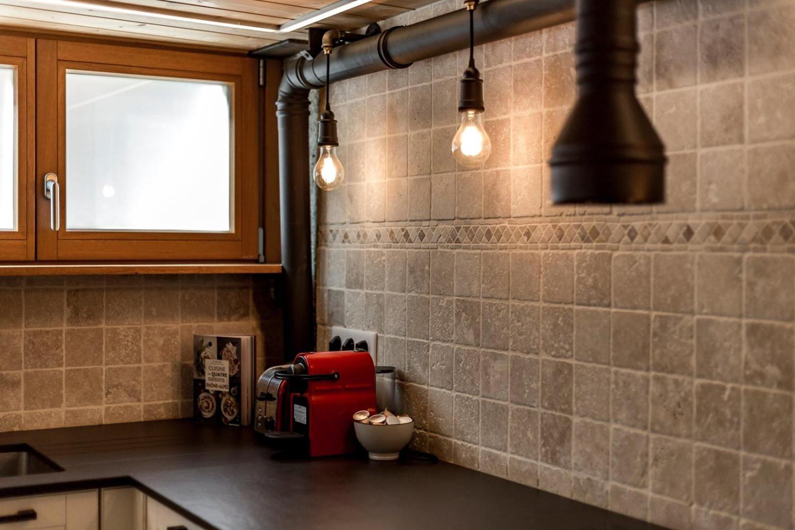 Le Duplex Des Pentes Ail Apartment Lyon Bagian luar foto